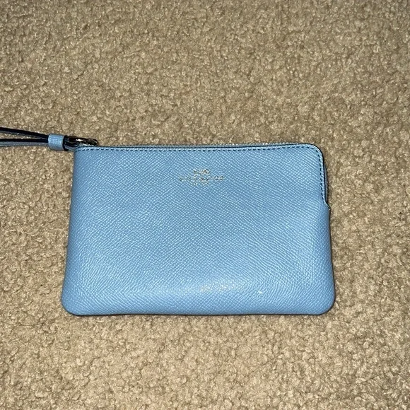 coach wallet - Picture 2 of 3